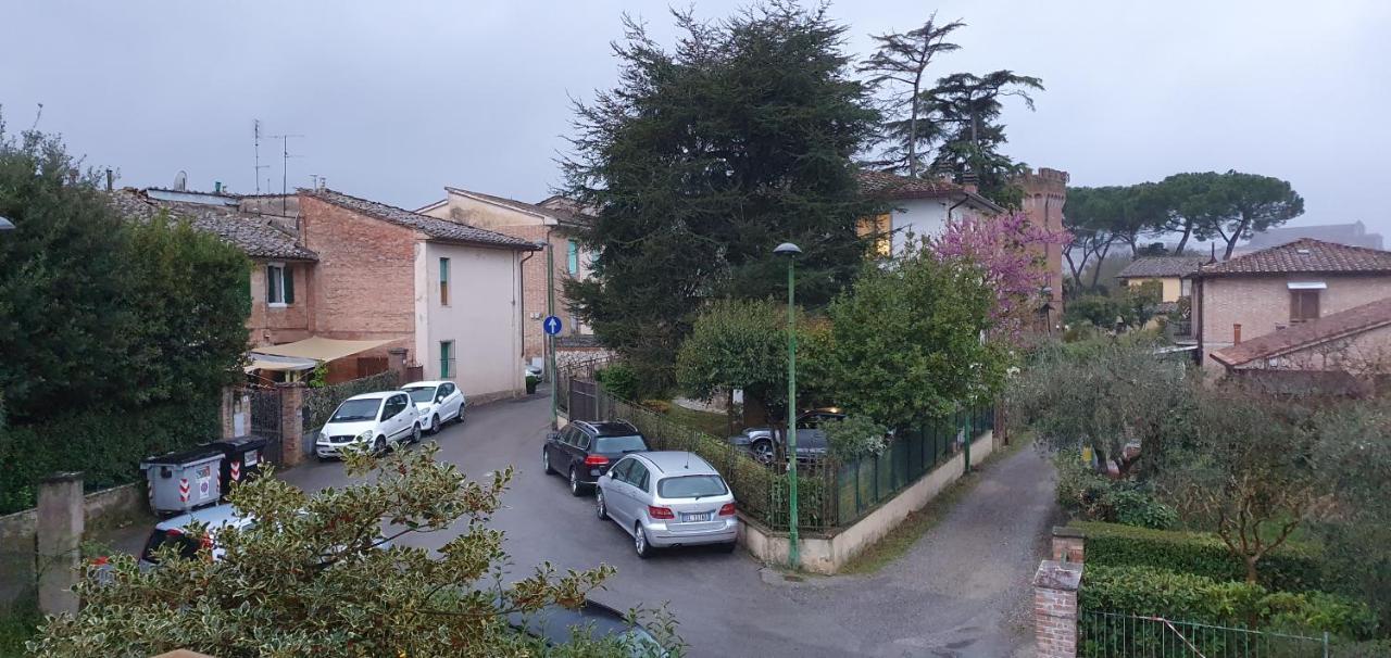 Apartamento La Casina Di Jo Siena Exterior foto